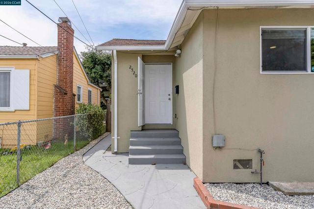 2520 Chanslor Ave, Richmond, CA 94804