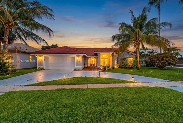 3462 Harness Circle, Wellington, FL 33449