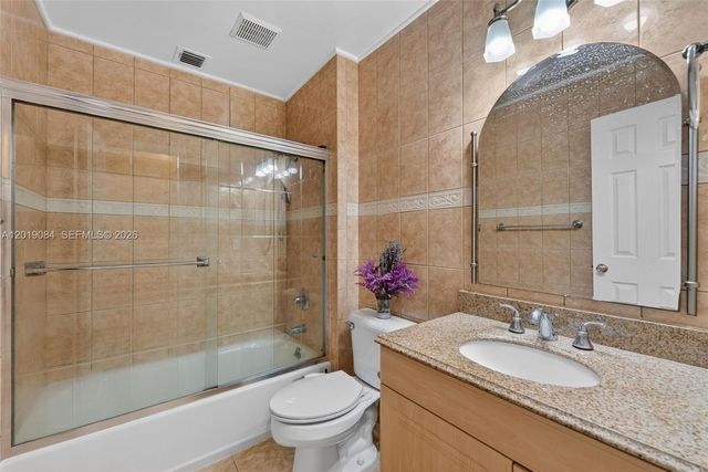 3462 Harness Circle, Wellington, FL 33449