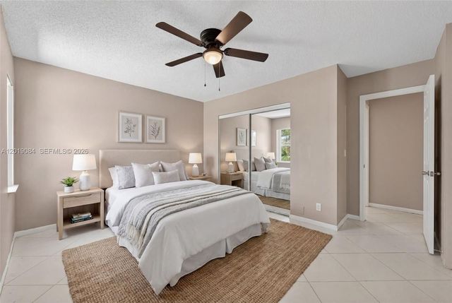 3462 Harness Circle, Wellington, FL 33449