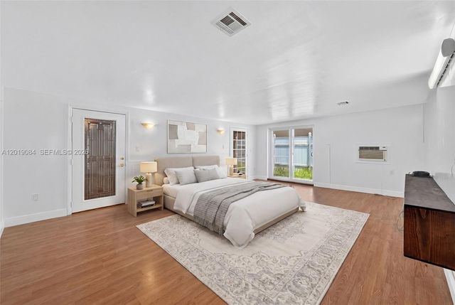 3462 Harness Circle, Wellington, FL 33449