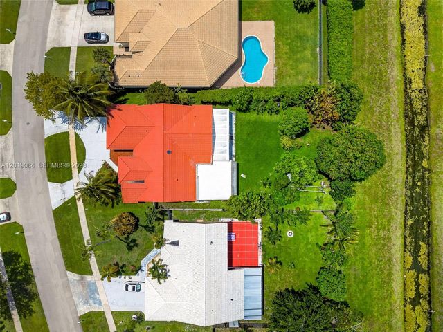 3462 Harness Circle, Wellington, FL 33449