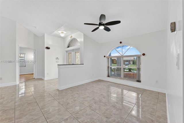 3462 Harness Circle, Wellington, FL 33449