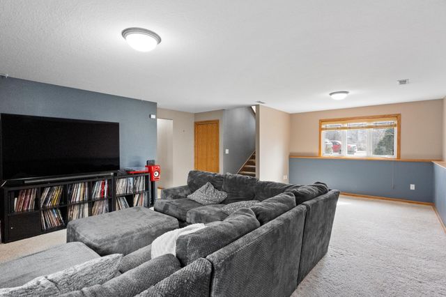 2815 Crestwood Drive NE, Alexandria, MN 56308