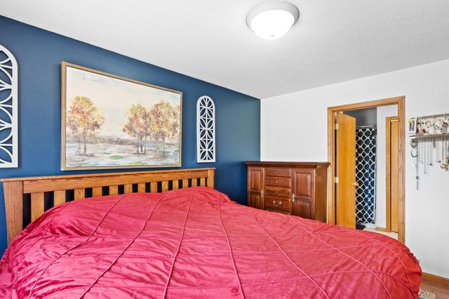 2815 Crestwood Drive NE, Alexandria, MN 56308