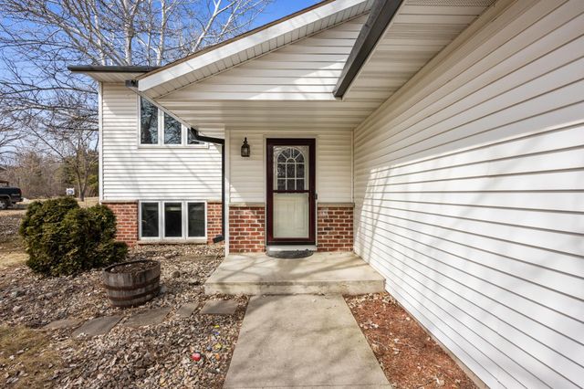 2815 Crestwood Drive NE, Alexandria, MN 56308