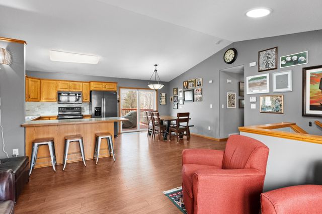 2815 Crestwood Drive NE, Alexandria, MN 56308