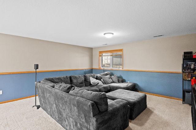 2815 Crestwood Drive NE, Alexandria, MN 56308