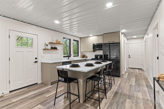 2628 Hamilton Road, Muskegon, MI 49445