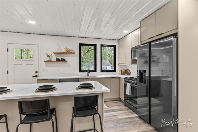 2628 Hamilton Road, Muskegon, MI 49445