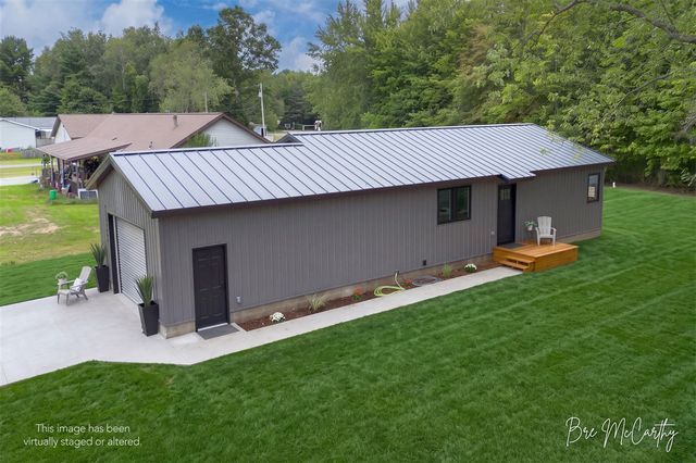 2628 Hamilton Road, Muskegon, MI 49445