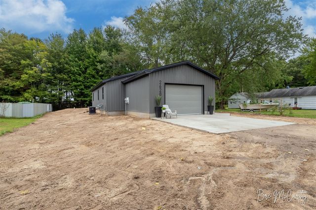 2628 Hamilton Road, Muskegon, MI 49445