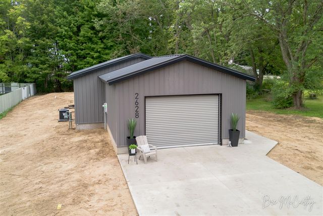 2628 Hamilton Road, Muskegon, MI 49445