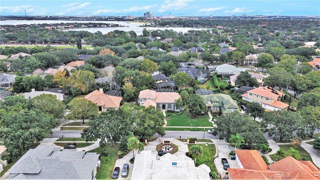 9537 CASTLEFORD POINT, Orlando, FL 32836