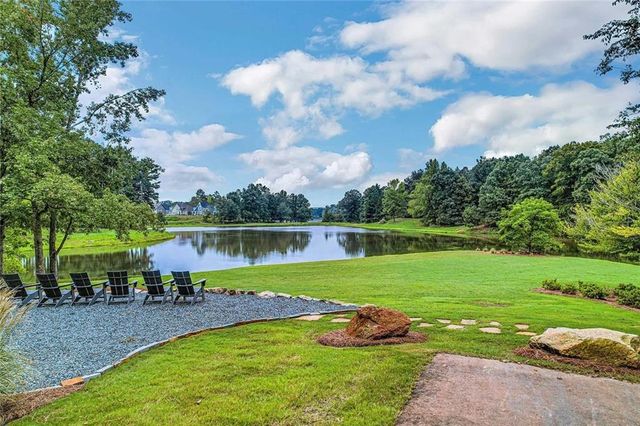 247 Salt Lake Lane, Hoschton, GA 30548