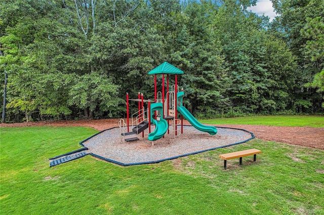 247 Salt Lake Lane, Hoschton, GA 30548
