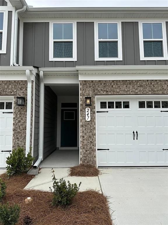 247 Salt Lake Lane, Hoschton, GA 30548