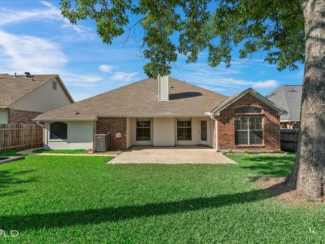 10440 Plum Creek Drive, Shreveport, LA 71106