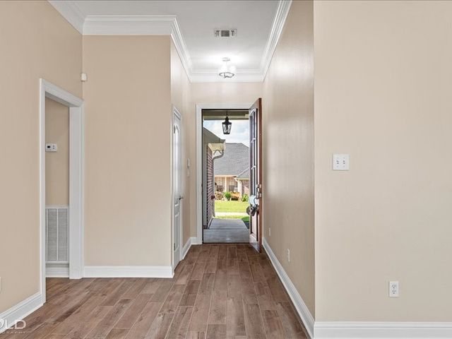 10440 Plum Creek Drive, Shreveport, LA 71106