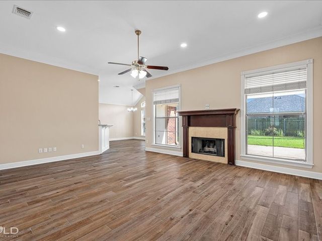 10440 Plum Creek Drive, Shreveport, LA 71106