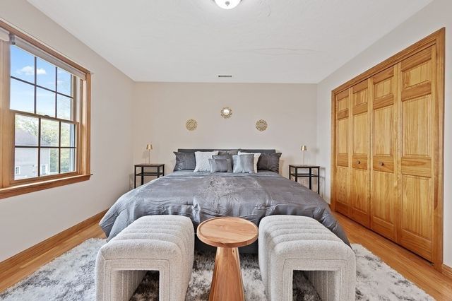 14 Belcourt Rd, Worcester, MA 01605