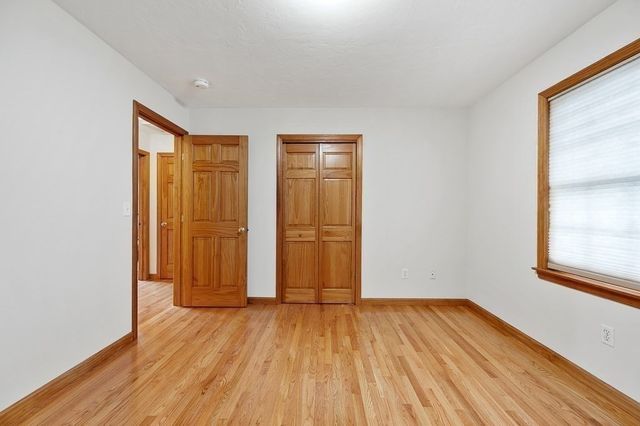 14 Belcourt Rd, Worcester, MA 01605