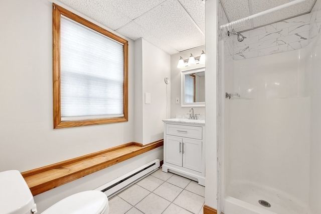 14 Belcourt Rd, Worcester, MA 01605