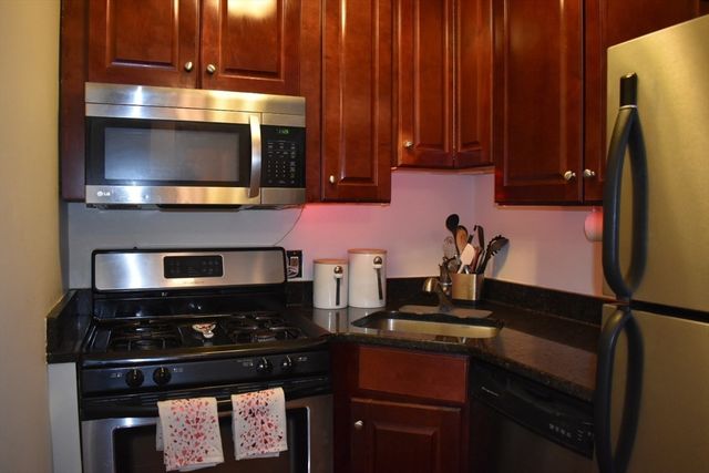 35 Hosmer St 16, Marlborough, MA 01752