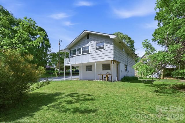 51 & 59 Gudger Road, Candler, NC 28715