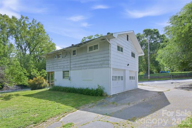 51 & 59 Gudger Road, Candler, NC 28715