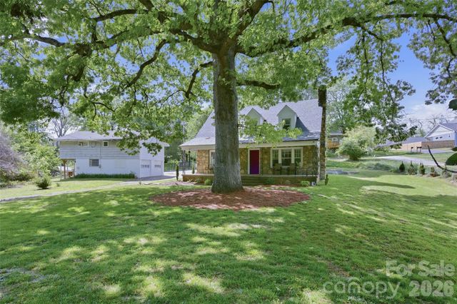 51 & 59 Gudger Road, Candler, NC 28715