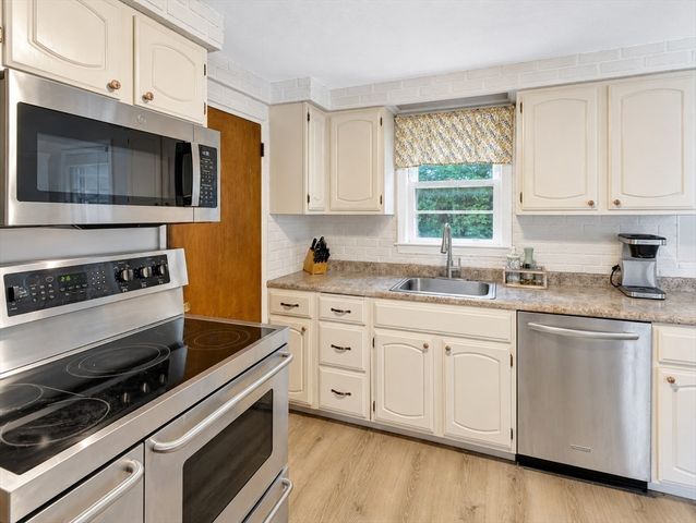 343 Lexington Street, Woburn, MA 01801