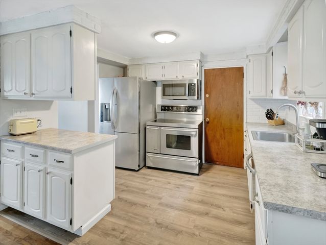 343 Lexington Street, Woburn, MA 01801