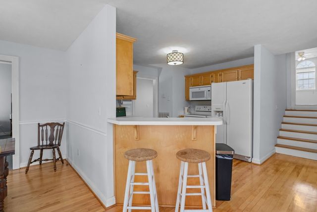 1250 Old East Side Rd, Burns, TN 37029