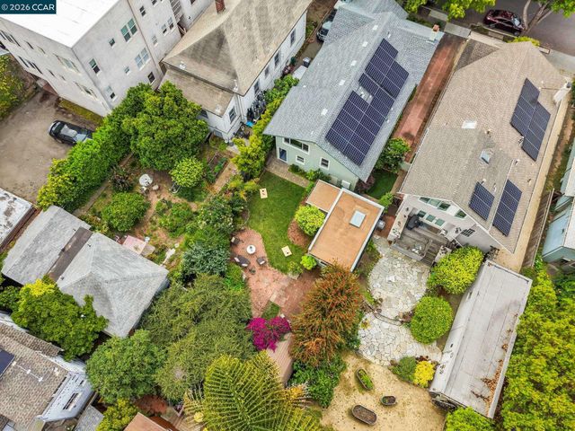 324 63Rd St, Oakland, CA 94618