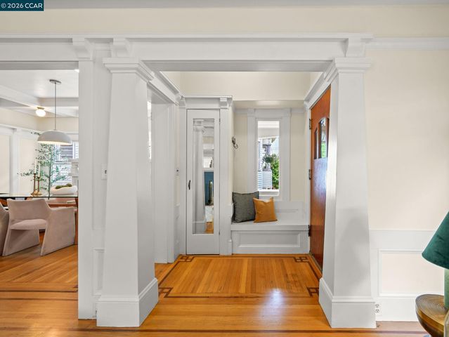 324 63Rd St, Oakland, CA 94618
