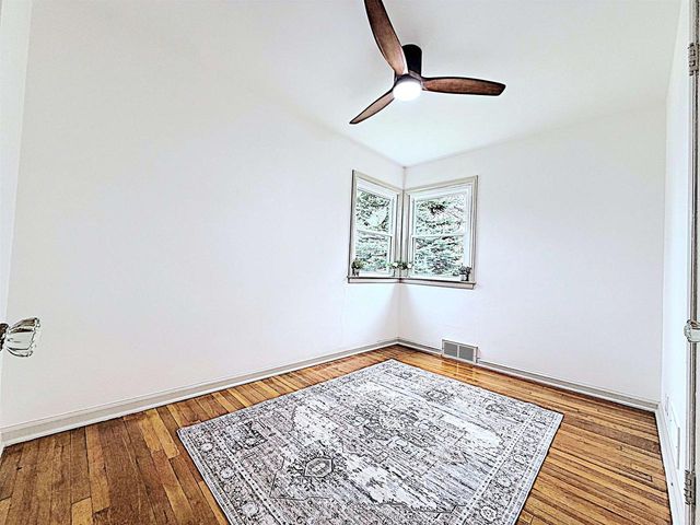 225 E CIRCLE STREET, Appleton, WI 54911