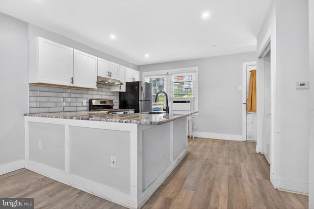1122 W RIDGE RD, Marcus Hook, PA 19061