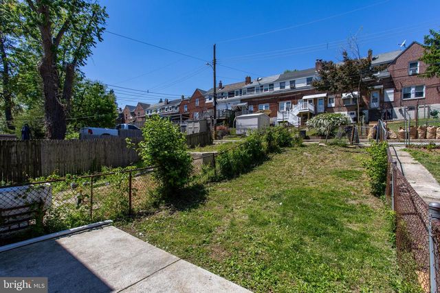 1122 W RIDGE RD, Marcus Hook, PA 19061