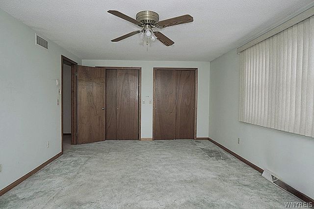57 Wimbledon Lane, West Seneca, NY 14224
