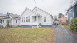 49 Upland St, Springfield, MA 01104