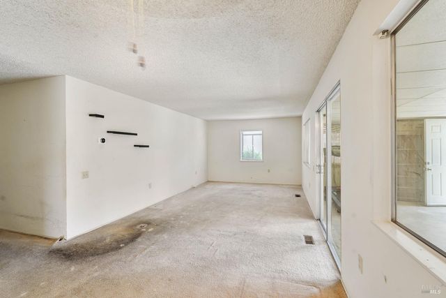118 Rainier Cir, Vacaville, CA 95687
