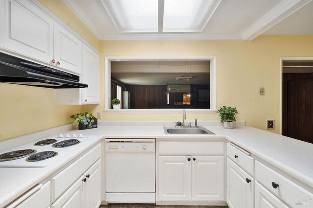 118 Rainier Cir, Vacaville, CA 95687