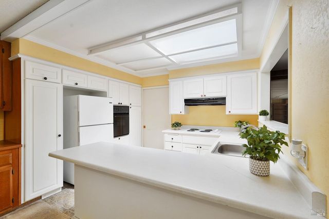 118 Rainier Cir, Vacaville, CA 95687