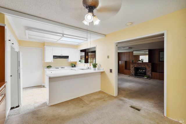 118 Rainier Cir, Vacaville, CA 95687