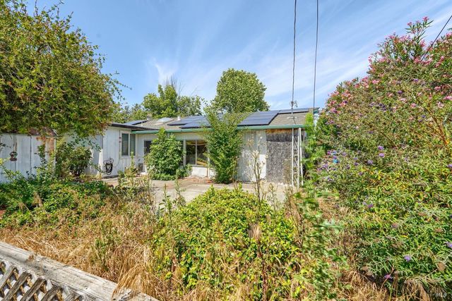 118 Rainier Cir, Vacaville, CA 95687