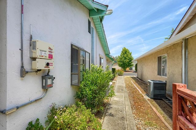 118 Rainier Cir, Vacaville, CA 95687