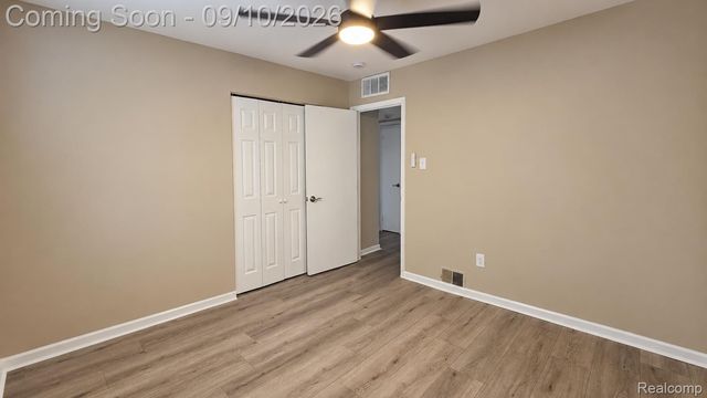 9325 Westpoint Street, Taylor, MI 48180
