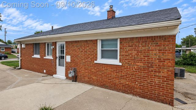 9325 Westpoint Street, Taylor, MI 48180