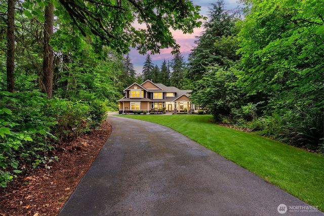 24984 SE 367th Way, Enumclaw, WA 98022